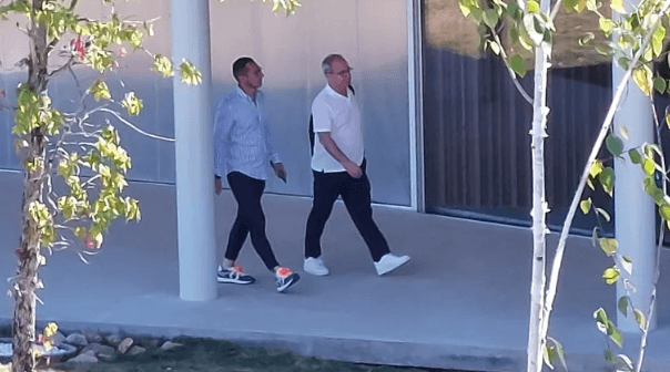 Luís Campos visitó ayer a la plantilla