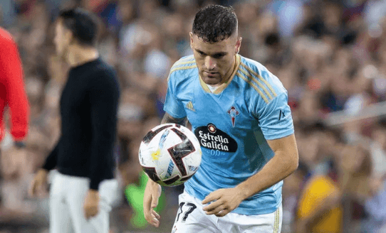 Javi Galán, el quinto jugador de campo con más minutos de la liga
