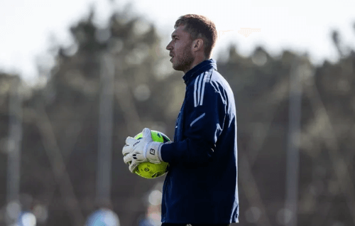 Rubén deja en manos del club su regreso a Vigo